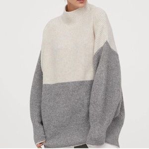 H & M color block gray and cream sweater Small